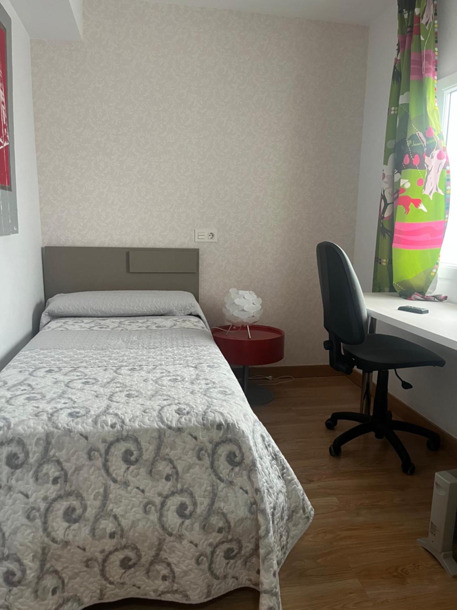 Bonito Apartamento En Granada Luaran gambar