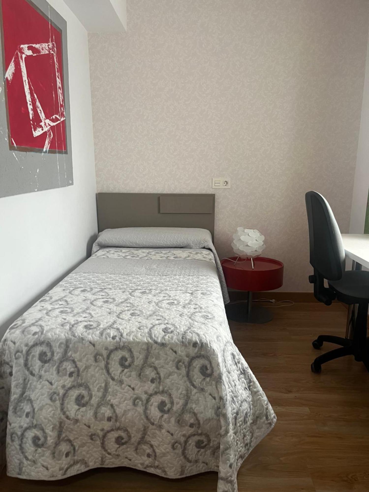 Bonito Apartamento En Granada Luaran gambar